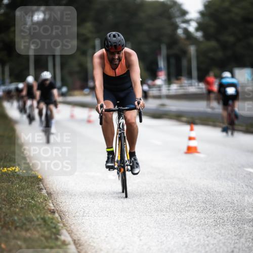 16.08.2026 - KN Förde Triathlon 2026 H.Heesch http://msf.ph/oto/9976839 16.08.2026 11:19:57 Radfahren 321, 349, 369, 383, 389, 417, 435, 439 meine-sportfotos.de