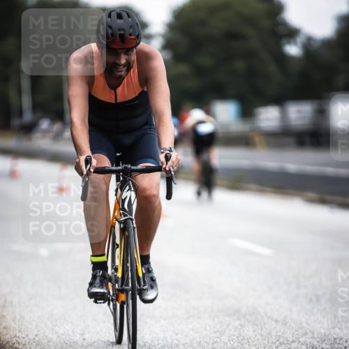 16.08.2026 - KN Förde Triathlon 2026 H.Heesch http://msf.ph/oto/9976855 16.08.2026 11:19:58 Radfahren 321, 349, 369, 383, 389, 417, 439 meine-sportfotos.de
