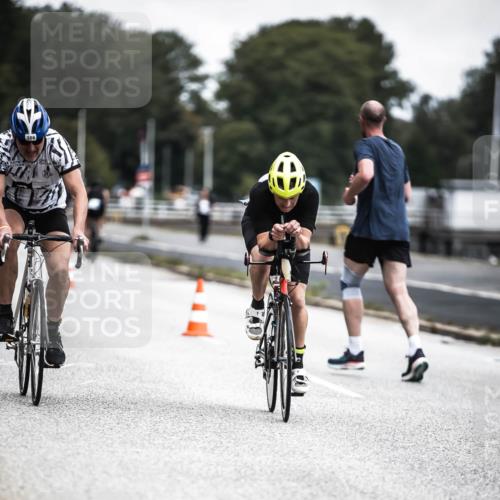16.08.2026 - KN Förde Triathlon 2026 H.Heesch http://msf.ph/oto/9976948 16.08.2026 11:20:21 Radfahren 221, 301, 306 meine-sportfotos.de