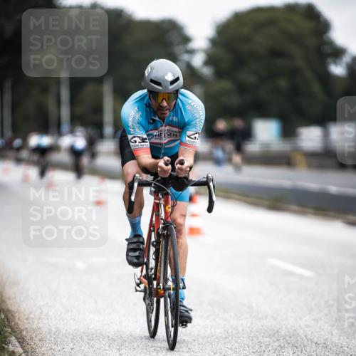 16.08.2026 - KN Förde Triathlon 2026 H.Heesch http://msf.ph/oto/9977107 16.08.2026 11:21:12 Radfahren 320, 338 meine-sportfotos.de