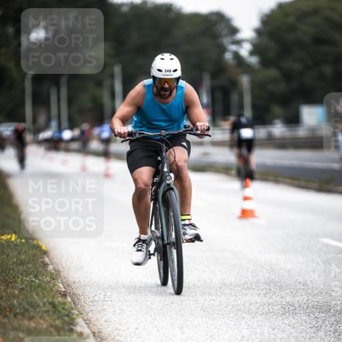 16.08.2026 - KN Förde Triathlon 2026 H.Heesch http://msf.ph/oto/9977169 16.08.2026 11:21:26 Radfahren 348, 394, 424 meine-sportfotos.de