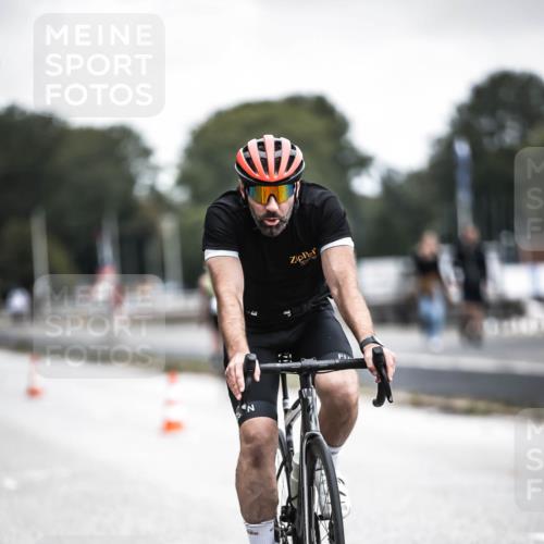 16.08.2026 - KN Förde Triathlon 2026 H.Heesch http://msf.ph/oto/9977234 16.08.2026 11:21:35 Radfahren 352, 426, 436 meine-sportfotos.de