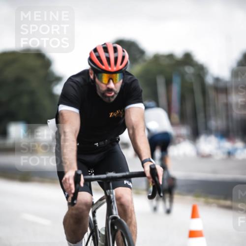 16.08.2026 - KN Förde Triathlon 2026 H.Heesch http://msf.ph/oto/9977246 16.08.2026 11:21:35 Radfahren 352, 426, 436 meine-sportfotos.de