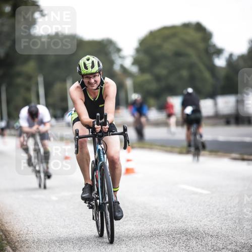 16.08.2026 - KN Förde Triathlon 2026 H.Heesch http://msf.ph/oto/9977376 16.08.2026 11:21:50 Radfahren 372, 391, 438 meine-sportfotos.de