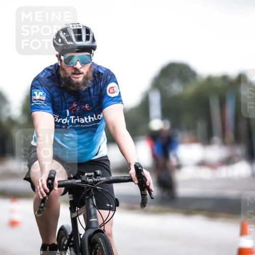 16.08.2026 - KN Förde Triathlon 2026 H.Heesch http://msf.ph/oto/9977475 16.08.2026 11:21:55 Radfahren 391, 438 meine-sportfotos.de