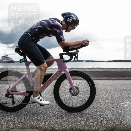 16.08.2026 - KN Förde Triathlon 2026 H.Heesch http://msf.ph/oto/9977807 16.08.2026 12:51:56 Radfahren 362, 510, 552, 703 meine-sportfotos.de