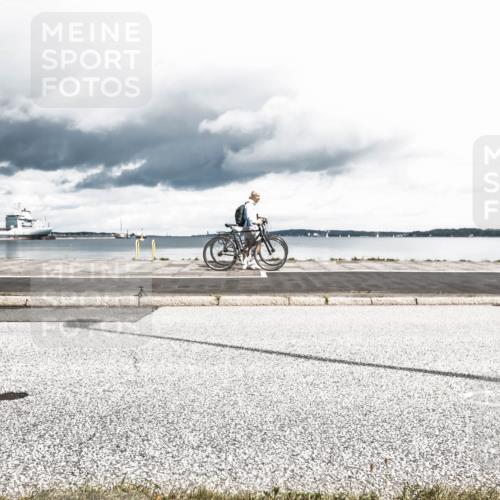 16.08.2026 - KN Förde Triathlon 2026 H.Heesch http://msf.ph/oto/9977884 16.08.2026 12:53:06 Radfahren 502, 535, 559, 587, 701, 733 meine-sportfotos.de