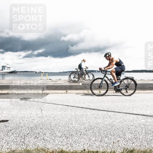 16.08.2026 - KN Förde Triathlon 2026 H.Heesch http://msf.ph/oto/9977886 16.08.2026 12:53:06 Radfahren 502, 535, 559, 587, 701, 733 meine-sportfotos.de