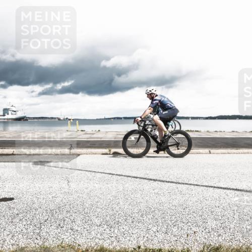 16.08.2026 - KN Förde Triathlon 2026 H.Heesch http://msf.ph/oto/9977890 16.08.2026 12:53:07 Radfahren 535, 559, 587, 701, 733 meine-sportfotos.de