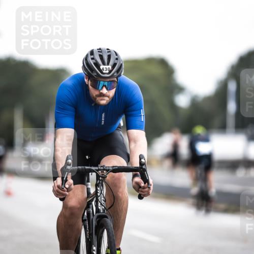 16.08.2026 - KN Förde Triathlon 2026 H.Heesch http://msf.ph/oto/9978017 16.08.2026 11:23:21 Radfahren 370, 379, 430 meine-sportfotos.de