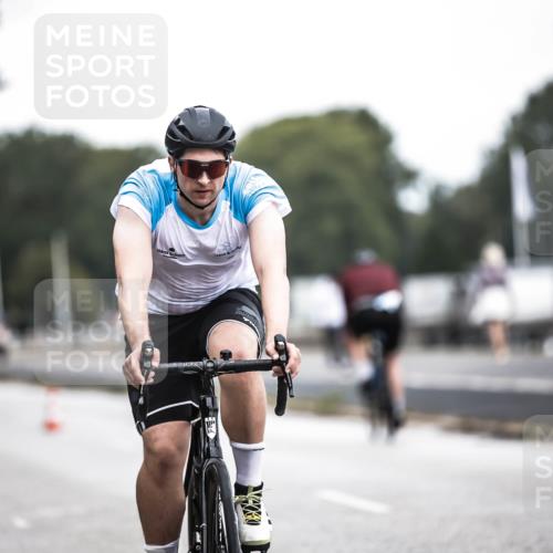 16.08.2026 - KN Förde Triathlon 2026 H.Heesch http://msf.ph/oto/9978111 16.08.2026 11:23:34 Radfahren 320, 364, 410 meine-sportfotos.de