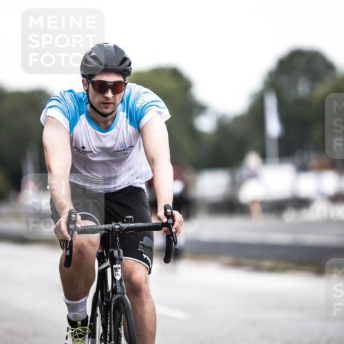 16.08.2026 - KN Förde Triathlon 2026 H.Heesch http://msf.ph/oto/9978119 16.08.2026 11:23:34 Radfahren 320, 364, 410 meine-sportfotos.de