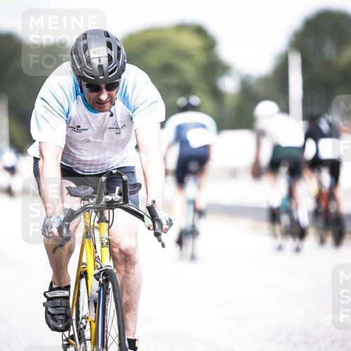 16.08.2026 - KN Förde Triathlon 2026 H.Heesch http://msf.ph/oto/9978222 16.08.2026 11:31:12 Radfahren 357, 427 meine-sportfotos.de