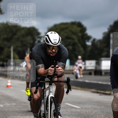16.08.2026 - KN Förde Triathlon 2026 H.Heesch http://msf.ph/oto/9978247 16.08.2026 11:31:34 Radfahren 377, 395 meine-sportfotos.de