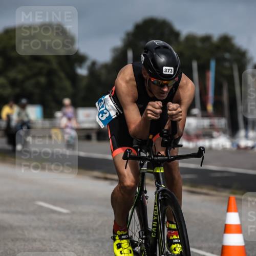 16.08.2026 - KN Förde Triathlon 2026 H.Heesch http://msf.ph/oto/9978272 16.08.2026 11:31:35 Radfahren 377, 395 meine-sportfotos.de
