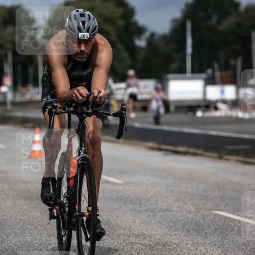 16.08.2026 - KN Förde Triathlon 2026 H.Heesch http://msf.ph/oto/9978283 16.08.2026 11:31:38 Radfahren 338, 377, 395 meine-sportfotos.de