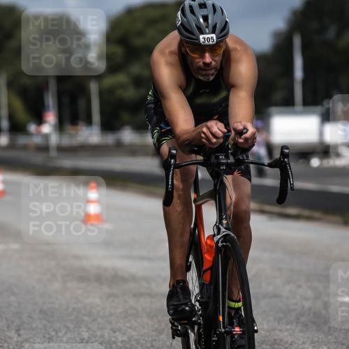 16.08.2026 - KN Förde Triathlon 2026 H.Heesch http://msf.ph/oto/9978291 16.08.2026 11:31:38 Radfahren 338, 377, 395 meine-sportfotos.de