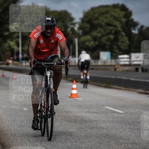 16.08.2026 - KN Förde Triathlon 2026 H.Heesch http://msf.ph/oto/9978364 16.08.2026 11:31:47 Radfahren 351, 801 meine-sportfotos.de