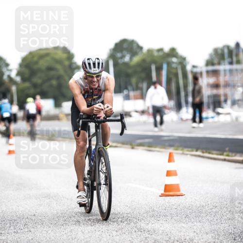16.08.2026 - KN Förde Triathlon 2026 H.Heesch http://msf.ph/oto/9978416 16.08.2026 11:25:08 Radfahren 331, 341, 355, 375, 376, 409 meine-sportfotos.de