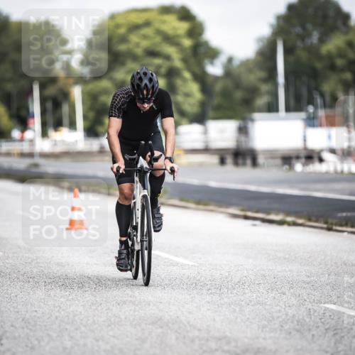 16.08.2026 - KN Förde Triathlon 2026 H.Heesch http://msf.ph/oto/9978443 16.08.2026 11:32:04 Radfahren 331, 352, 363, 410 meine-sportfotos.de