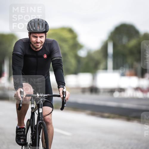 16.08.2026 - KN Förde Triathlon 2026 H.Heesch http://msf.ph/oto/9978504 16.08.2026 11:32:09 Radfahren 352, 363, 365, 393, 410 meine-sportfotos.de