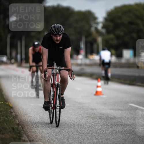 16.08.2026 - KN Förde Triathlon 2026 H.Heesch http://msf.ph/oto/9978510 16.08.2026 11:32:16 Radfahren 342, 364, 393, 394 meine-sportfotos.de