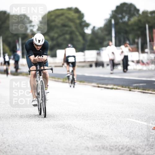 16.08.2026 - KN Förde Triathlon 2026 H.Heesch http://msf.ph/oto/9978513 16.08.2026 11:25:53 Radfahren 313, 319, 356, 398 meine-sportfotos.de