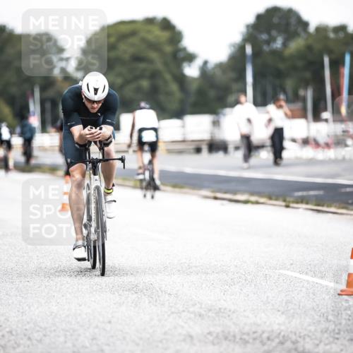 16.08.2026 - KN Förde Triathlon 2026 H.Heesch http://msf.ph/oto/9978517 16.08.2026 11:25:53 Radfahren 313, 319, 356, 398 meine-sportfotos.de