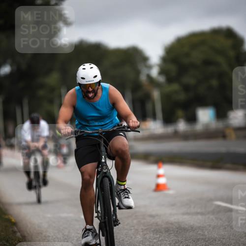 16.08.2026 - KN Förde Triathlon 2026 H.Heesch http://msf.ph/oto/9978691 16.08.2026 11:32:50 Radfahren 348, 389, 391 meine-sportfotos.de