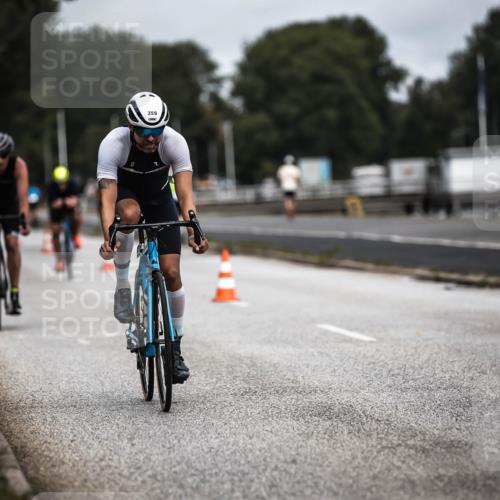 16.08.2026 - KN Förde Triathlon 2026 H.Heesch http://msf.ph/oto/9978715 16.08.2026 11:26:56 Radfahren 343, 359, 361, 383, 412, 804 meine-sportfotos.de