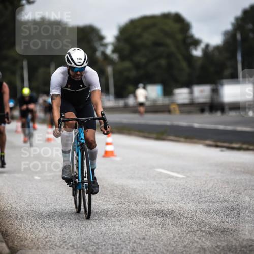 16.08.2026 - KN Förde Triathlon 2026 H.Heesch http://msf.ph/oto/9978719 16.08.2026 11:26:56 Radfahren 343, 359, 361, 383, 412, 804 meine-sportfotos.de