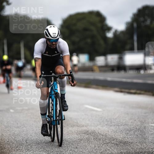 16.08.2026 - KN Förde Triathlon 2026 H.Heesch http://msf.ph/oto/9978727 16.08.2026 11:26:56 Radfahren 343, 359, 361, 383, 412, 804 meine-sportfotos.de