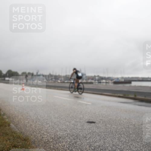 16.08.2026 - KN Förde Triathlon 2026 H.Heesch http://msf.ph/oto/9978959 16.08.2026 10:06:31 Radfahren  meine-sportfotos.de
