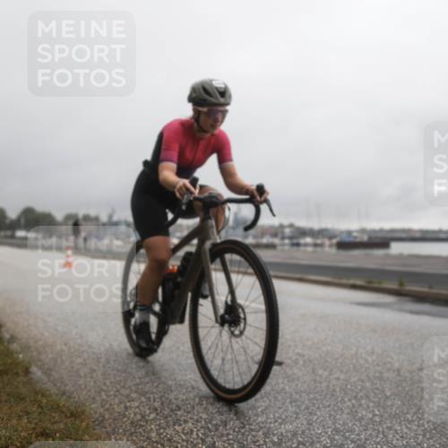 16.08.2026 - KN Förde Triathlon 2026 H.Heesch http://msf.ph/oto/9978971 16.08.2026 10:06:39 Radfahren 213, 260 meine-sportfotos.de