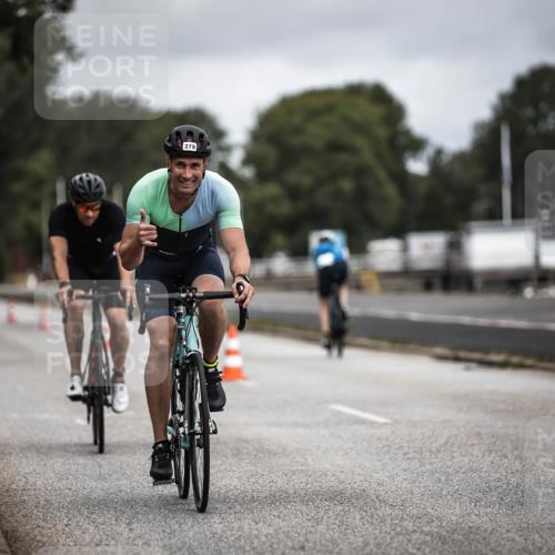 16.08.2026 - KN Förde Triathlon 2026 H.Heesch http://msf.ph/oto/9978972 16.08.2026 11:33:30 Radfahren 379, 403, 438 meine-sportfotos.de