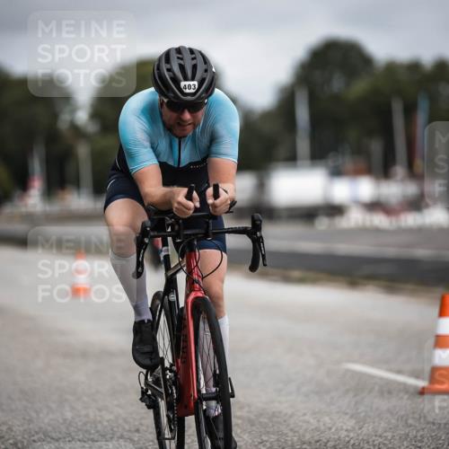 16.08.2026 - KN Förde Triathlon 2026 H.Heesch http://msf.ph/oto/9979029 16.08.2026 11:33:34 Radfahren 316, 379, 388, 403, 409 meine-sportfotos.de