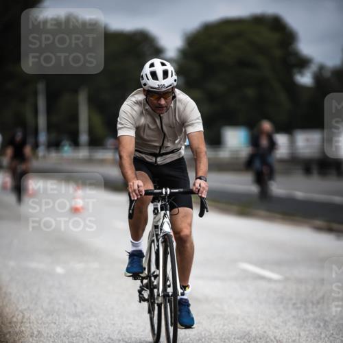 16.08.2026 - KN Förde Triathlon 2026 H.Heesch http://msf.ph/oto/9979113 16.08.2026 11:34:14 Radfahren 359, 361, 395, 415, 804 meine-sportfotos.de