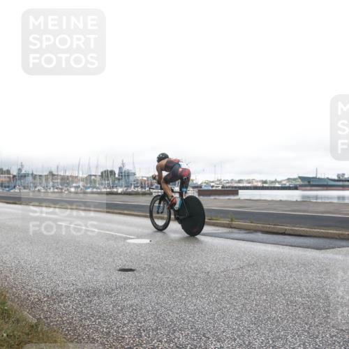 16.08.2026 - KN Förde Triathlon 2026 H.Heesch http://msf.ph/oto/9979328 16.08.2026 11:00:08 Radfahren 314, 325 meine-sportfotos.de