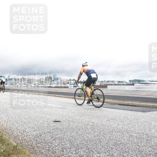 16.08.2026 - KN Förde Triathlon 2026 H.Heesch http://msf.ph/oto/9979407 16.08.2026 11:05:02 Radfahren 328, 337, 373 meine-sportfotos.de