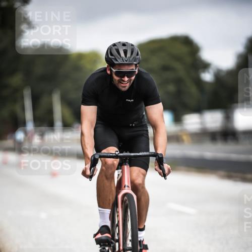 16.08.2026 - KN Förde Triathlon 2026 H.Heesch http://msf.ph/oto/9979461 16.08.2026 11:35:17 Radfahren 399 meine-sportfotos.de