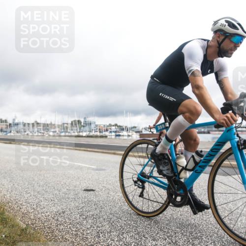 16.08.2026 - KN Förde Triathlon 2026 H.Heesch http://msf.ph/oto/9979469 16.08.2026 11:08:06 Radfahren 301, 307, 359, 804 meine-sportfotos.de