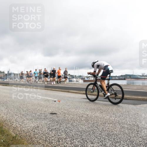 16.08.2026 - KN Förde Triathlon 2026 H.Heesch http://msf.ph/oto/9979498 16.08.2026 11:09:20 Radfahren  meine-sportfotos.de