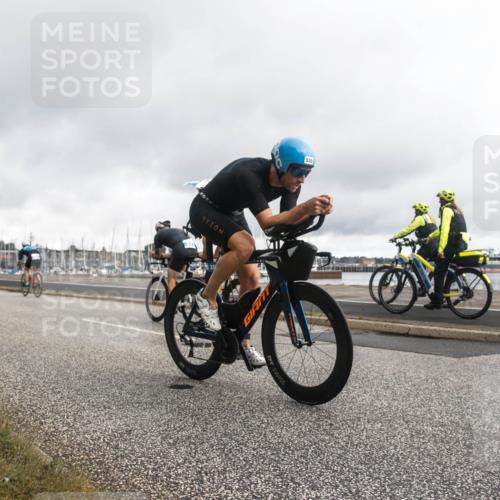 16.08.2026 - KN Förde Triathlon 2026 H.Heesch http://msf.ph/oto/9979514 16.08.2026 11:09:37 Radfahren 330, 389 meine-sportfotos.de