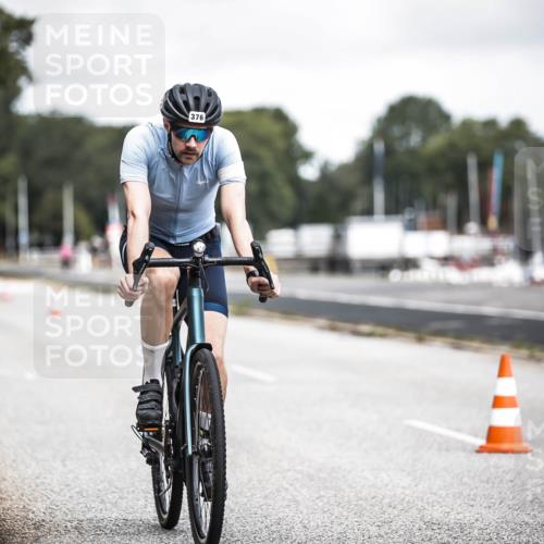 16.08.2026 - KN Förde Triathlon 2026 H.Heesch http://msf.ph/oto/9979608 16.08.2026 11:36:08 Radfahren 360, 367, 376, 802 meine-sportfotos.de