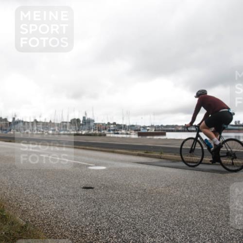 16.08.2026 - KN Förde Triathlon 2026 H.Heesch http://msf.ph/oto/9979637 16.08.2026 11:12:03 Radfahren 312, 357, 369, 389, 393 meine-sportfotos.de