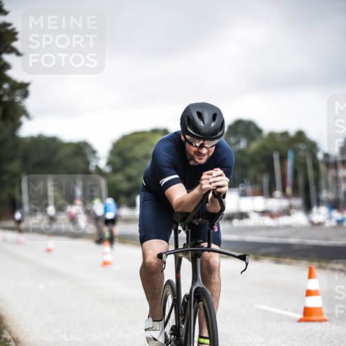16.08.2026 - KN Förde Triathlon 2026 H.Heesch http://msf.ph/oto/9979662 16.08.2026 11:36:23 Radfahren 334, 409 meine-sportfotos.de