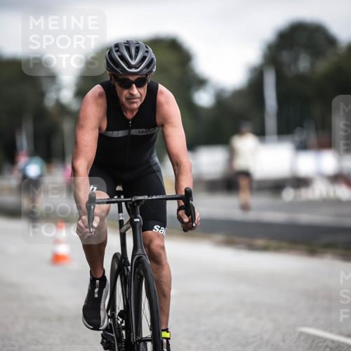 16.08.2026 - KN Förde Triathlon 2026 H.Heesch http://msf.ph/oto/9979731 16.08.2026 11:36:44 Radfahren  meine-sportfotos.de