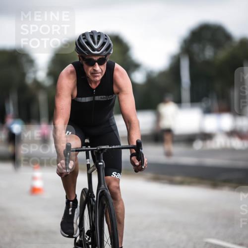 16.08.2026 - KN Förde Triathlon 2026 H.Heesch http://msf.ph/oto/9979733 16.08.2026 11:36:44 Radfahren  meine-sportfotos.de