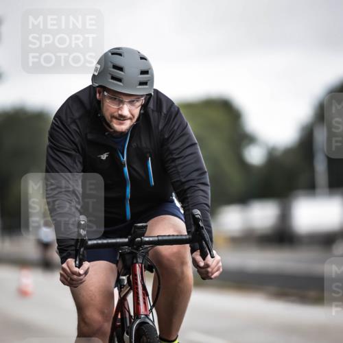 16.08.2026 - KN Förde Triathlon 2026 H.Heesch http://msf.ph/oto/9979764 16.08.2026 11:36:51 Radfahren 429, 436 meine-sportfotos.de