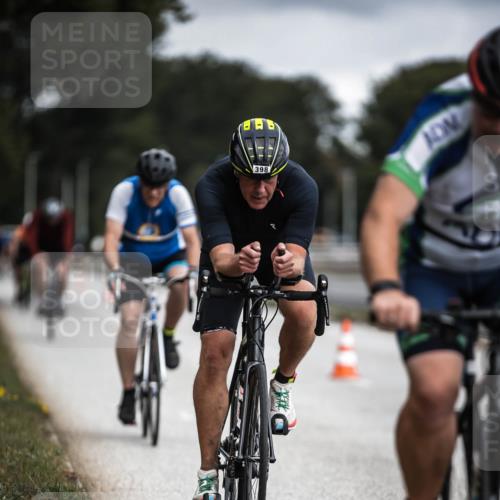 16.08.2026 - KN Förde Triathlon 2026 H.Heesch http://msf.ph/oto/9979818 16.08.2026 11:37:03 Radfahren 370, 398, 404, 407, 415 meine-sportfotos.de